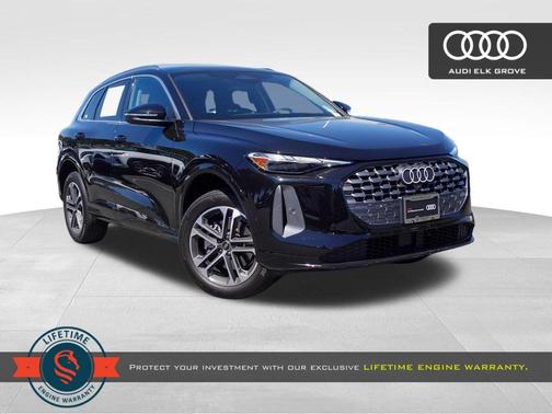 Mythos Black Metallic 2025 Audi Q5 2.0T quattro Premium