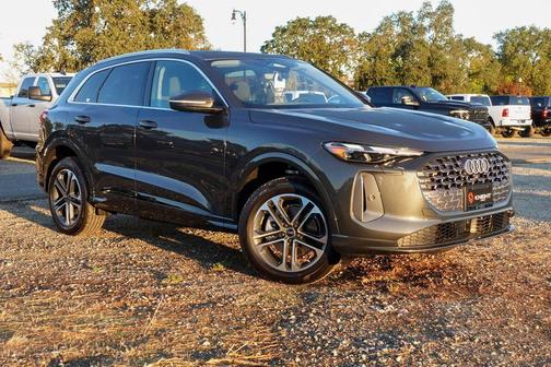 2025 Audi Q5 2.0T quattro Premium