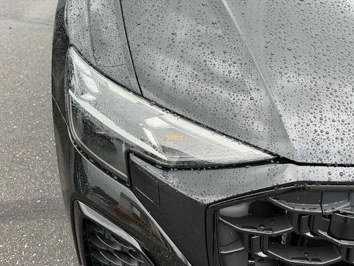 2026 Audi SQ8 4.0T Prestige