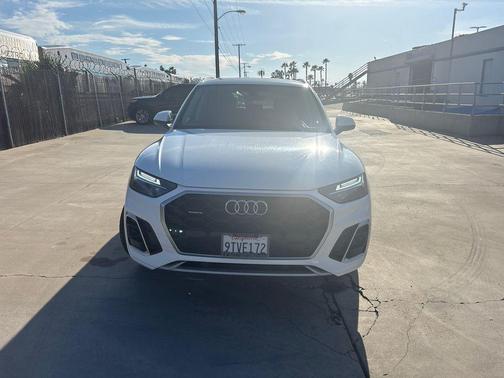 2022 Audi Q5 45 S line quattro Premium