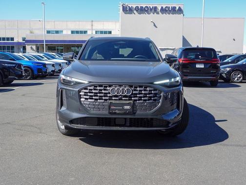 Tambora Flame 2025 Audi Q5 2.0T quattro Premium