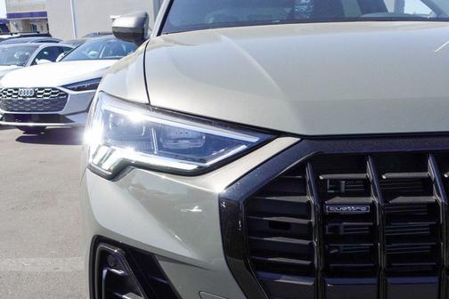 2025 Audi Q3 45 S line Premium
