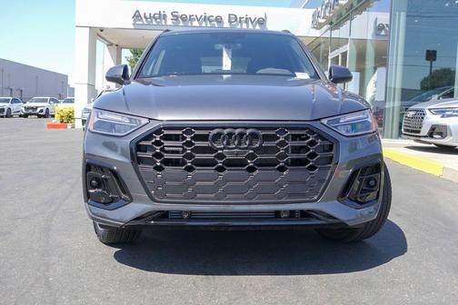 2025 Audi Q5 55 S line quattro Premium