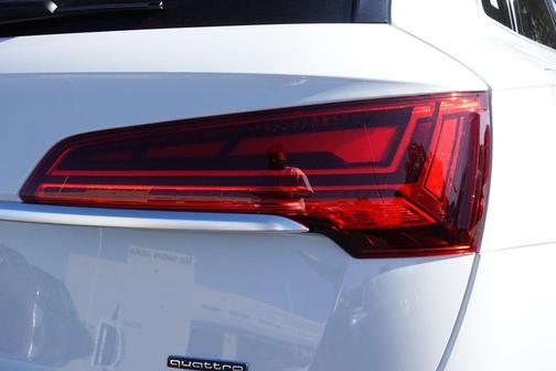 2025 Audi Q5 45 S line quattro Premium