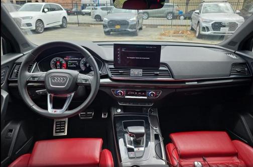 Mythos Black Metallic 2023 Audi SQ5 3.0T Premium Plus