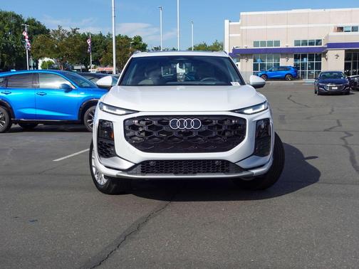 Glacier White 2026 Audi Q3 S line