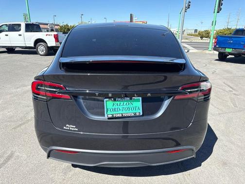 2024 Tesla Model X Base