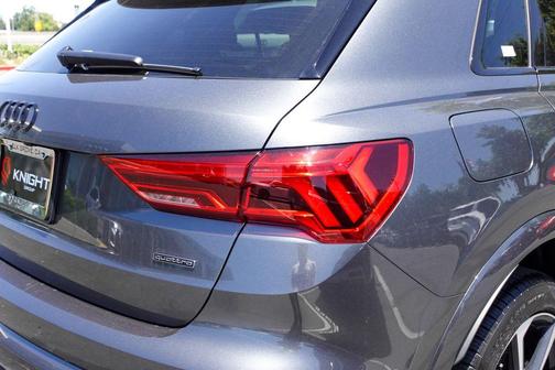 2025 Audi Q3 45 S line Premium