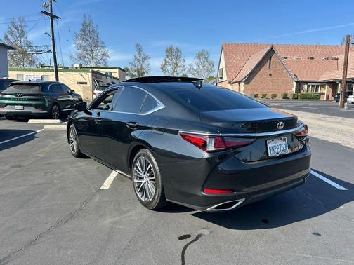 2024 Lexus ES 350 350