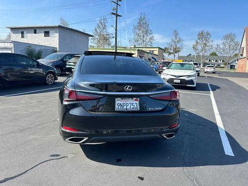 2024 Lexus ES 350 350