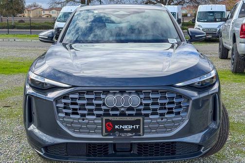 2025 Audi Q5 2.0T quattro Premium