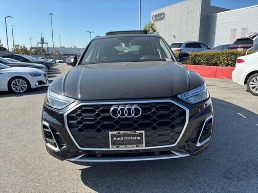 2022 Audi Q5 45 S line quattro Premium
