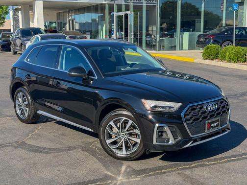 2022 Audi Q5 45 S line quattro Premium