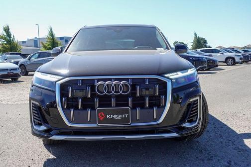 2025 Audi Q7 55 Prestige