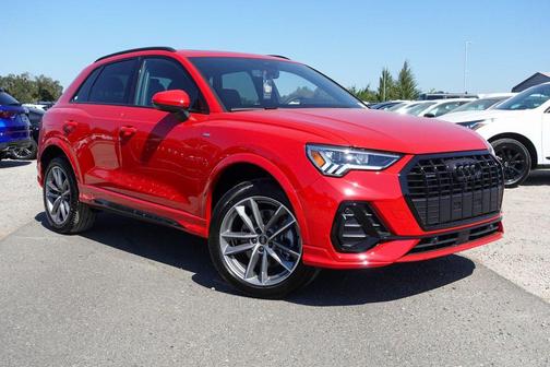 2025 Audi Q3 45 S line Premium