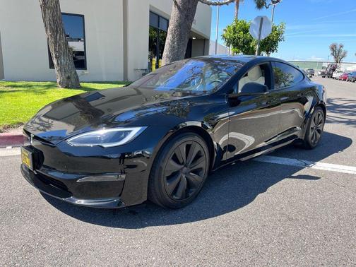 Black 2024 Tesla Model S Base