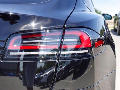 Black 2024 Tesla Model S Base