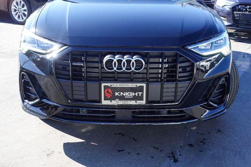 2025 Audi Q3 45 S line Premium