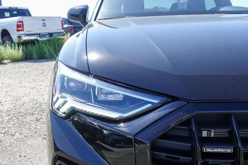 2025 Audi Q3 45 S line Premium