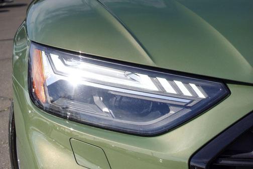 2023 Audi Q5 e 55 S line quattro Premium