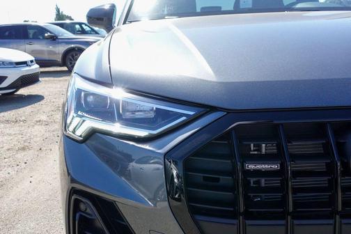 2025 Audi Q3 45 S line Premium