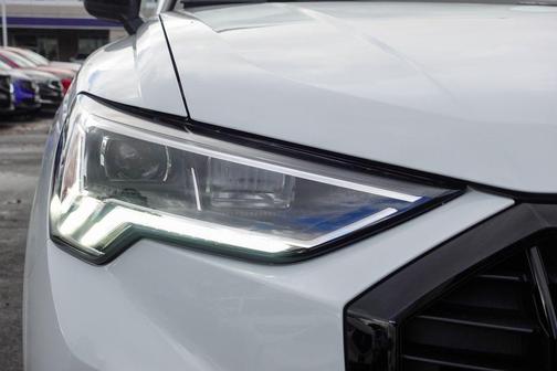 2025 Audi Q3 45 S line Premium