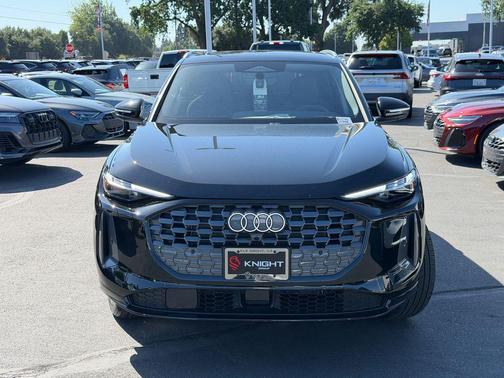 Tambora Flame 2026 Audi Q5 PLUS