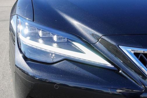 2022 Lexus LS 500 Base