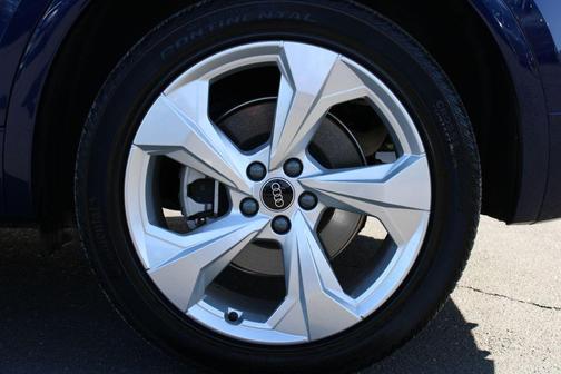 2025 Audi Q5 45 S line quattro Premium