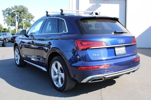 2025 Audi Q5 45 S line quattro Premium