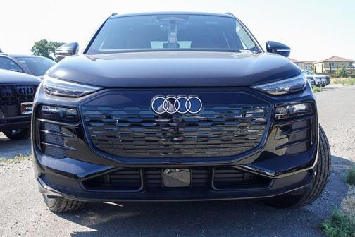 2025 Audi Q6 e-tron Premium