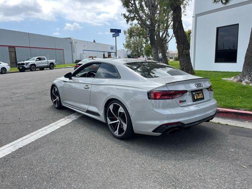 Audi Exclusive Color 2019 Audi RS 5 2.9T