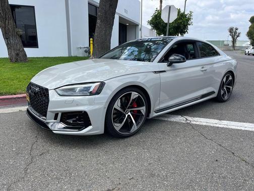 Audi Exclusive Color 2019 Audi RS 5 2.9T
