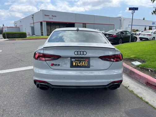Audi Exclusive Color 2019 Audi RS 5 2.9T
