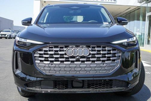2025 Audi Q5 2.0T quattro Premium