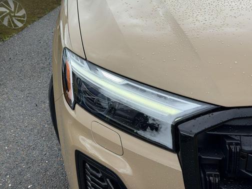 2026 Audi Q7 45 Premium Plus