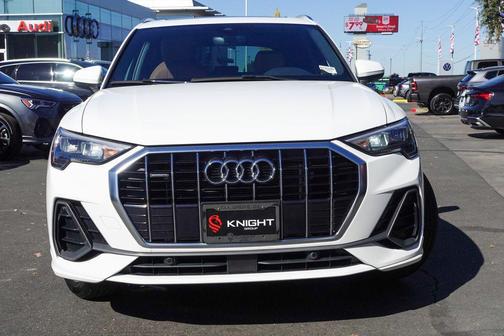 2022 Audi Q3 45 S line Premium