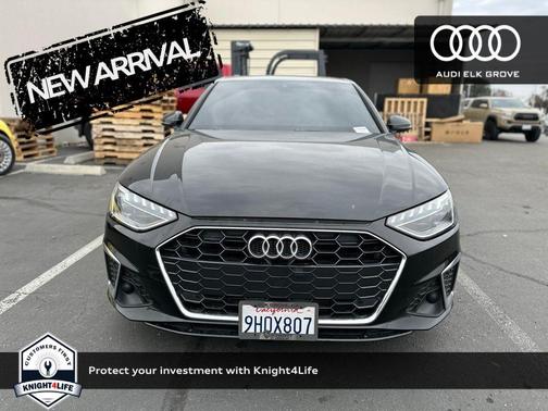 2023 Audi A4 45 S line quattro Premium