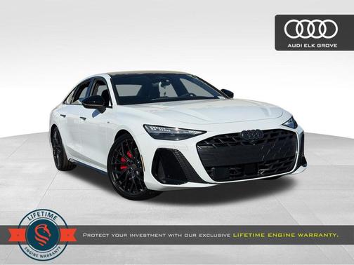 Mythos Black Metallic 2026 Audi Q5 PLUS