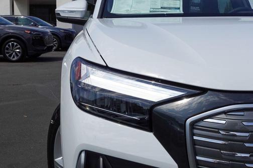 2025 Audi Q4 e-tron 55 quattro Premium