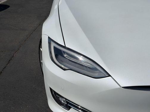 Pearl White Multi 2019 Tesla Model S 75D