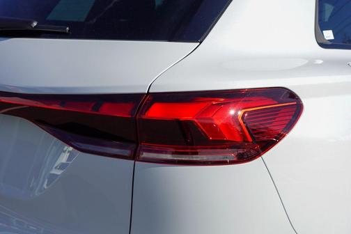 2025 Audi Q6 e-tron Premium