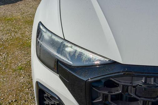 2025 Audi Q8 55 Premium