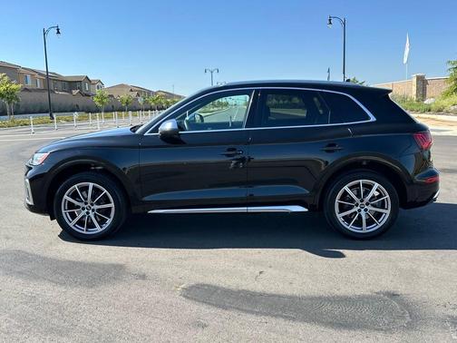 2022 Audi SQ5 3.0T Premium Plus
