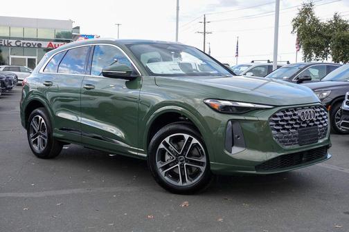 2025 Audi Q5 2.0T quattro Premium