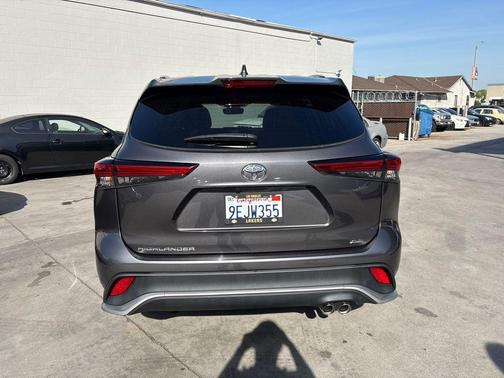 2023 Toyota Highlander XSE