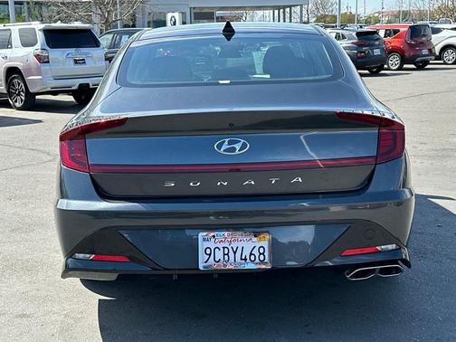 2022 Hyundai SONATA SEL