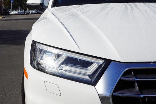 2018 Audi Q5 2.0T Premium Plus