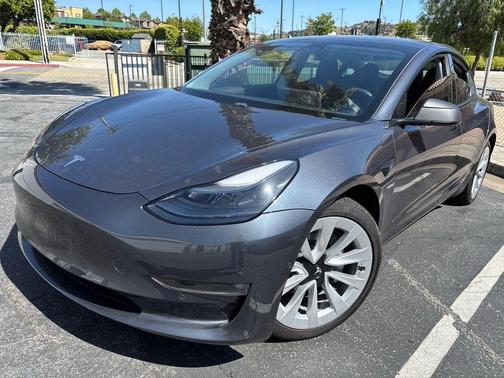 Midnight Silver Metallic 2021 Tesla Model 3 Long Range