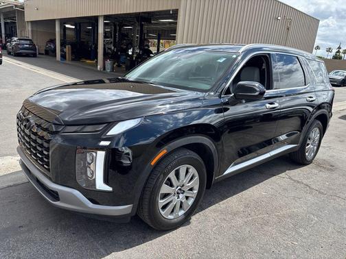 Abyss Black Pearl 2023 Hyundai PALISADE SEL